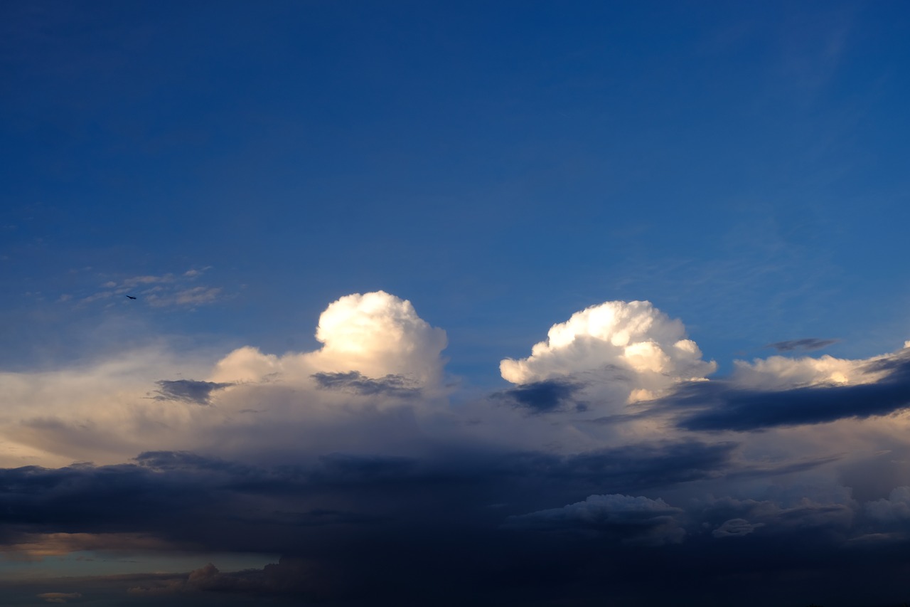 clouds thunderstorm sky free photo