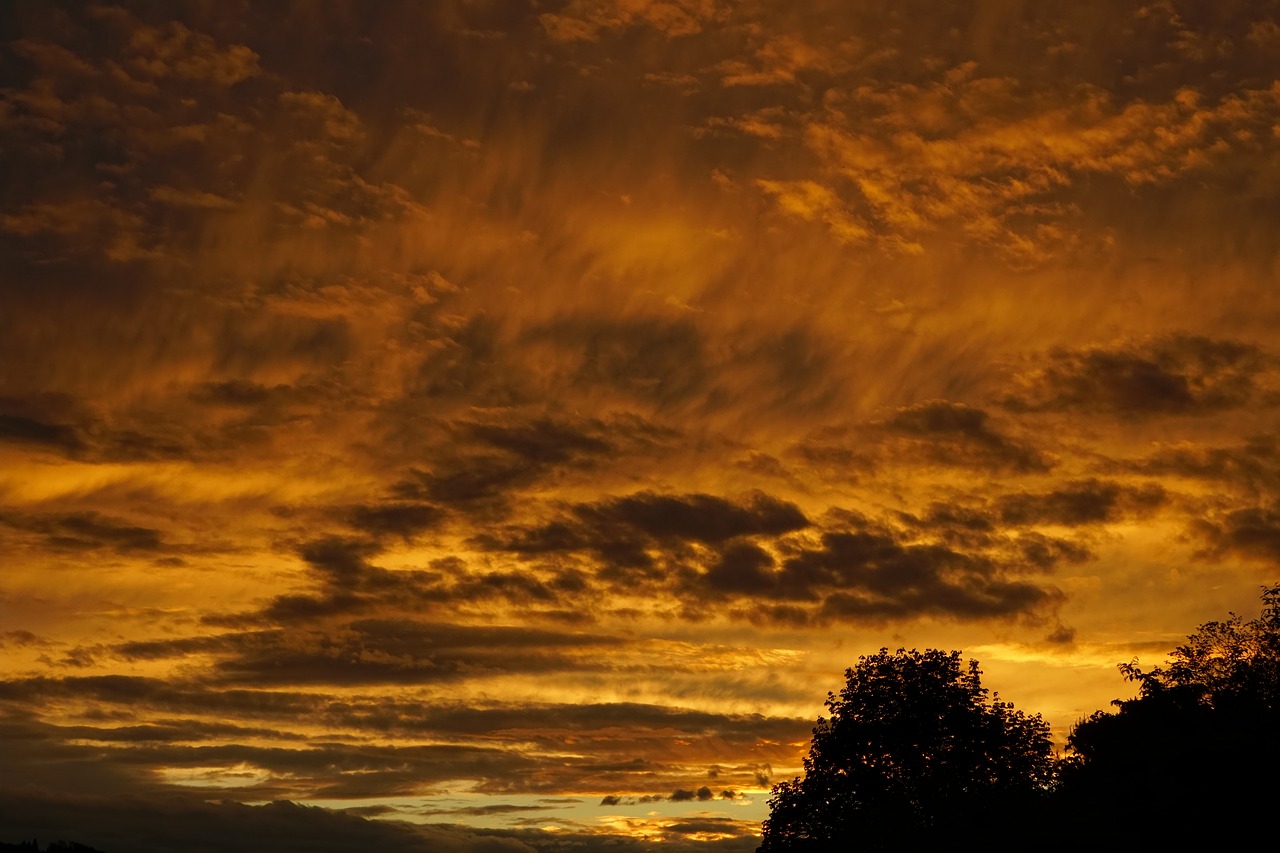 clouds abendstimmung sunset free photo