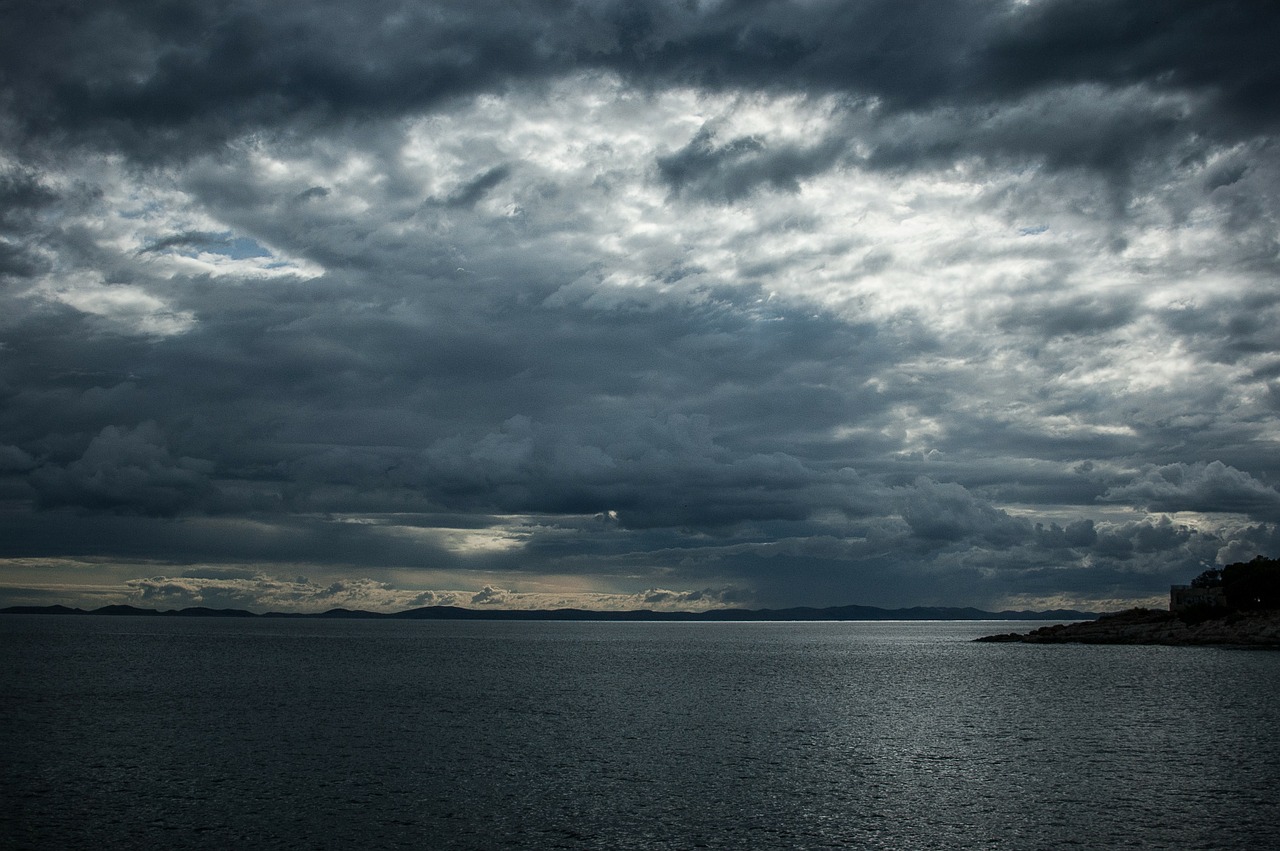 clouds thunderstorm storm free photo