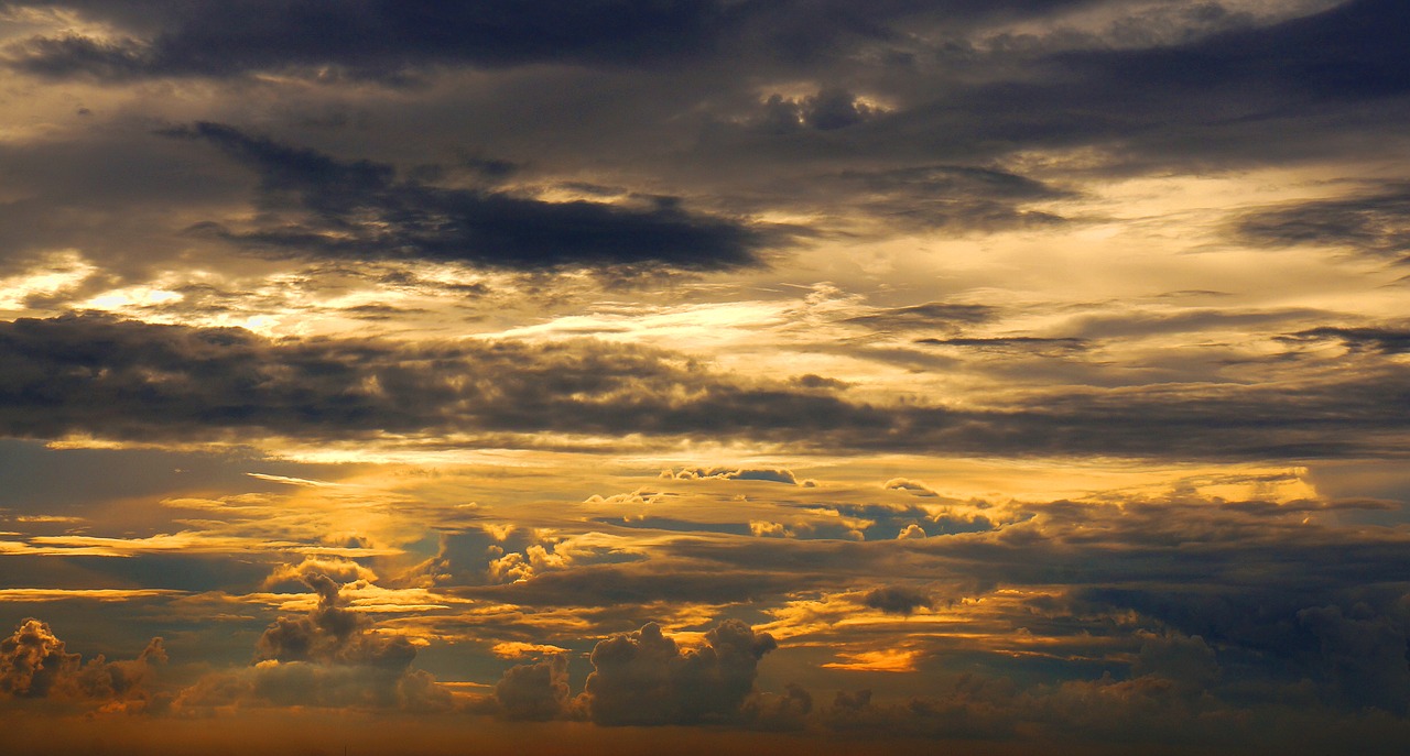 clouds sunset scenery free photo