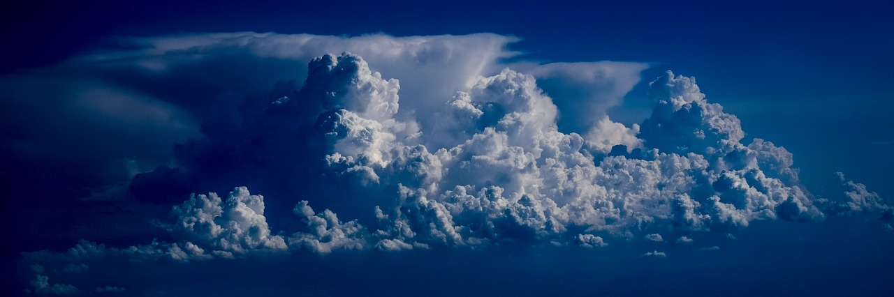 clouds  sky  dramatic free photo