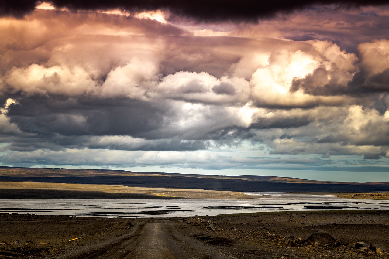 clouds  way  iceland free photo