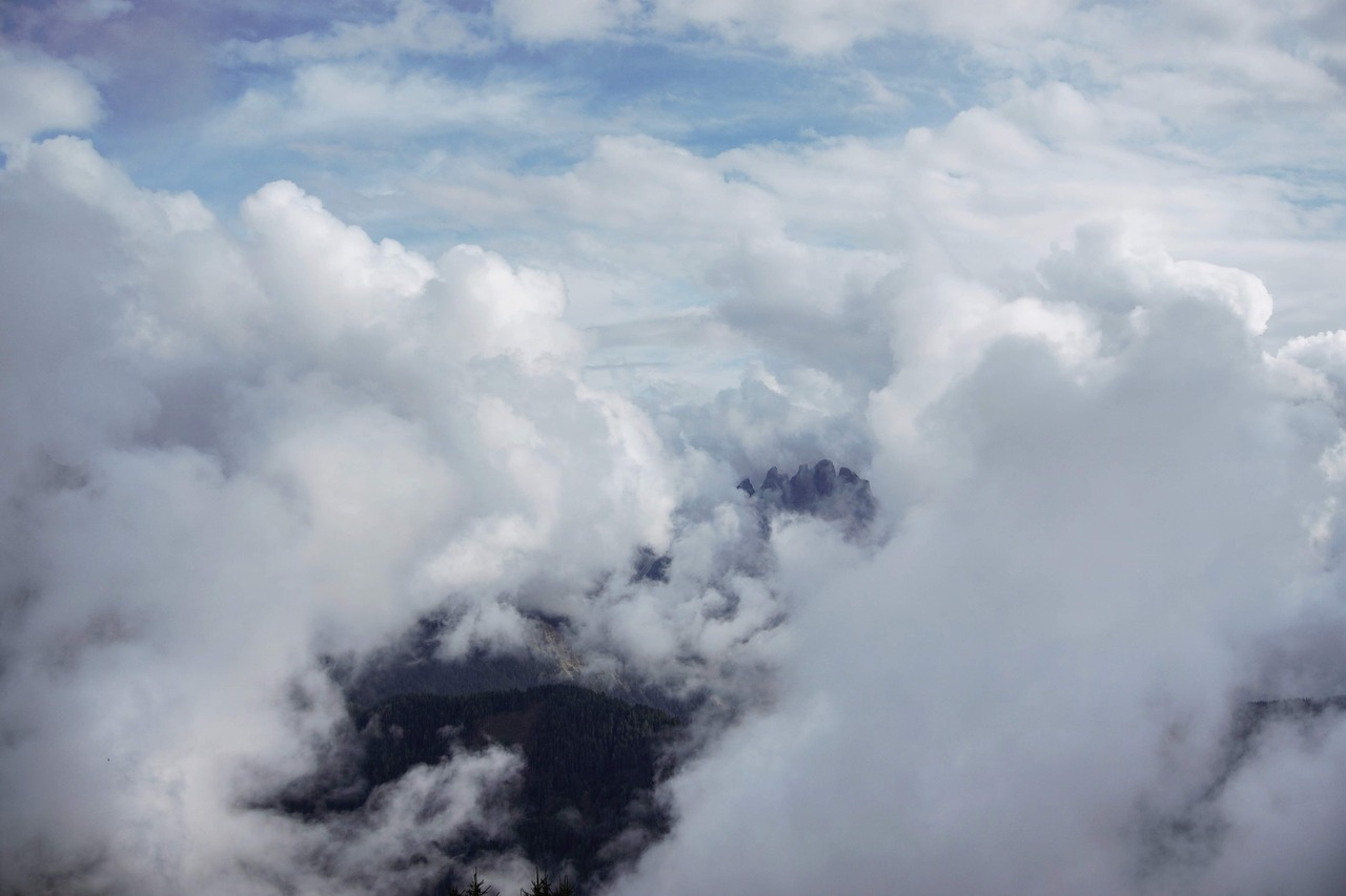 clouds  nature  landscape free photo