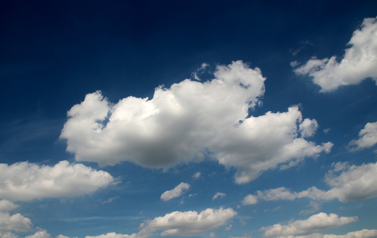 clouds cloud cumulus clouds free photo