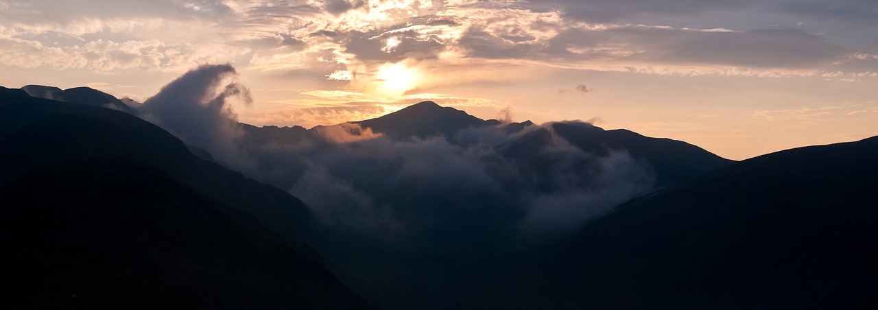 clouds mountains peaks free photo