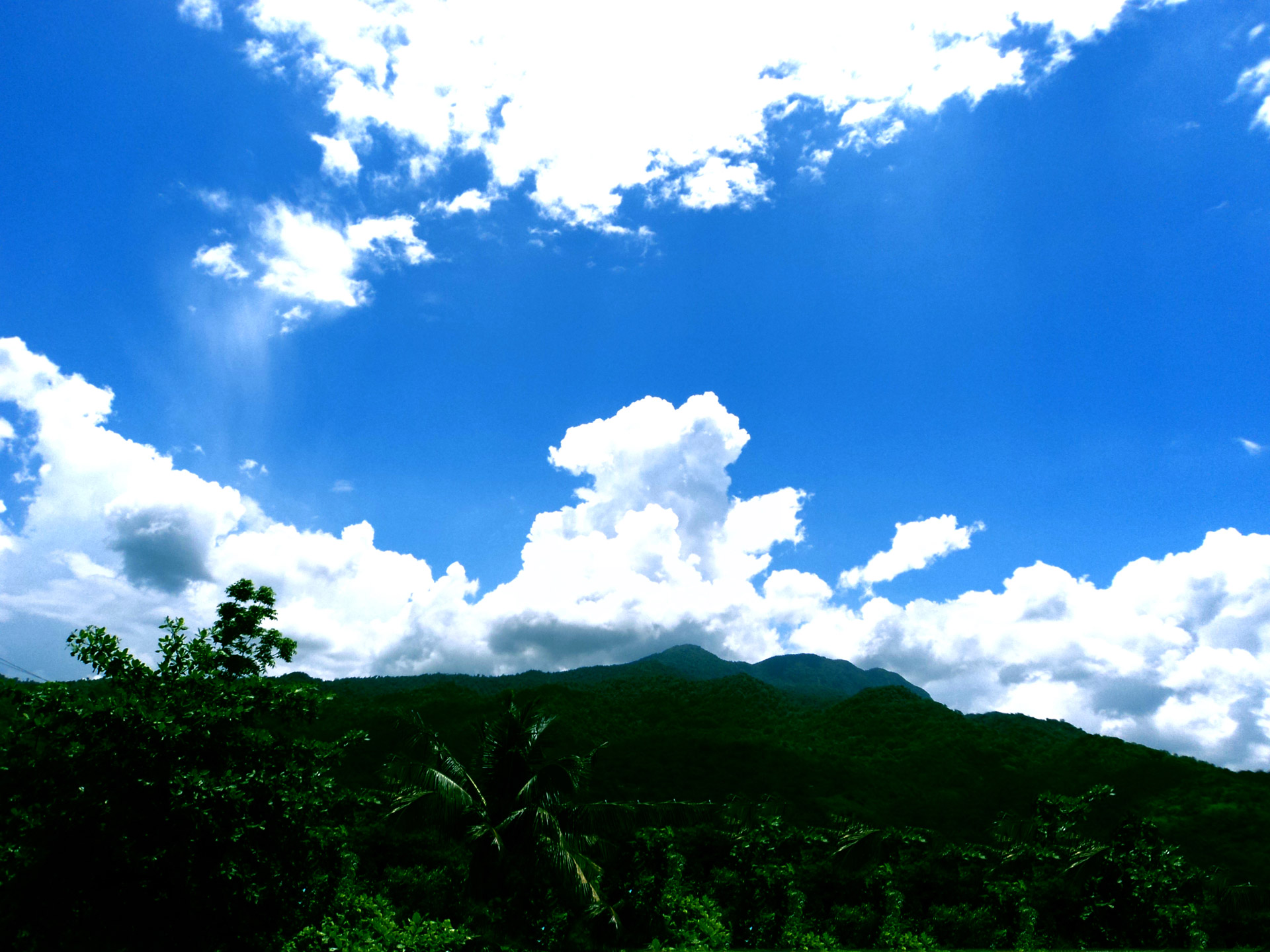 clouds cloudy sky blue sky free photo