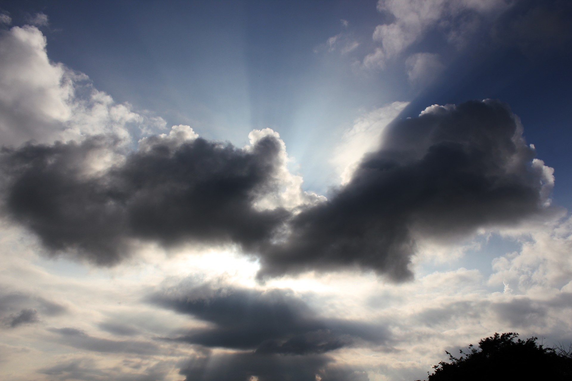 clouds clouds above sky cloudy sky free photo