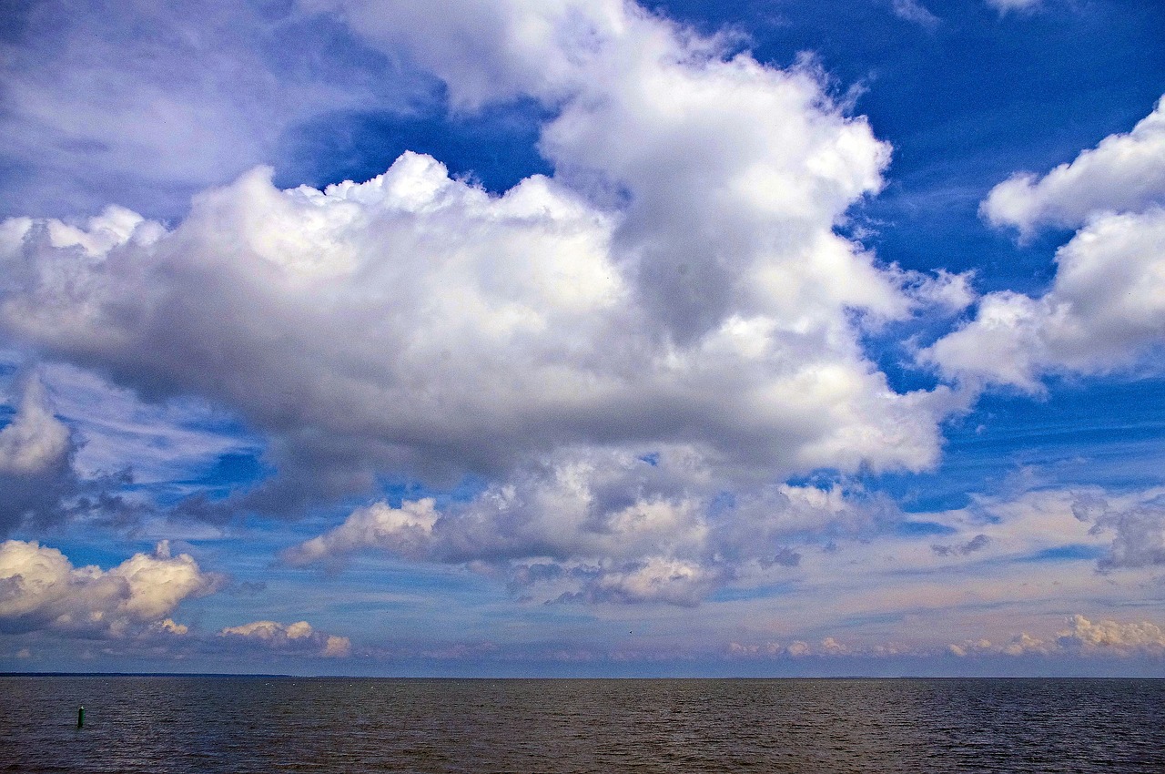 clouds over mille lacs  mille  lacs free photo