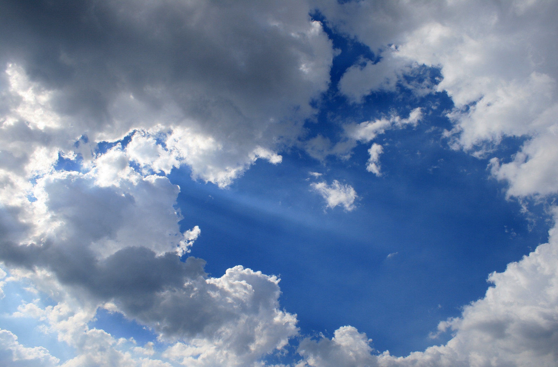 sky blue clouds free photo