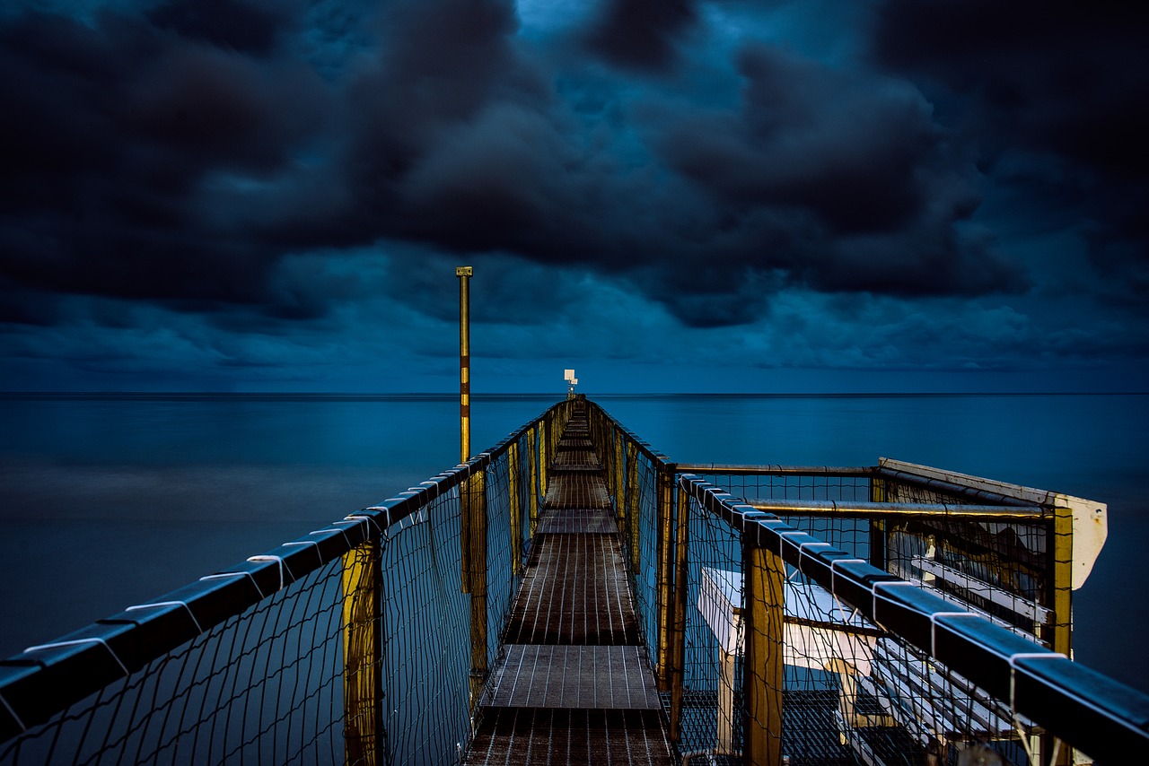 cloudy dark sky free photo