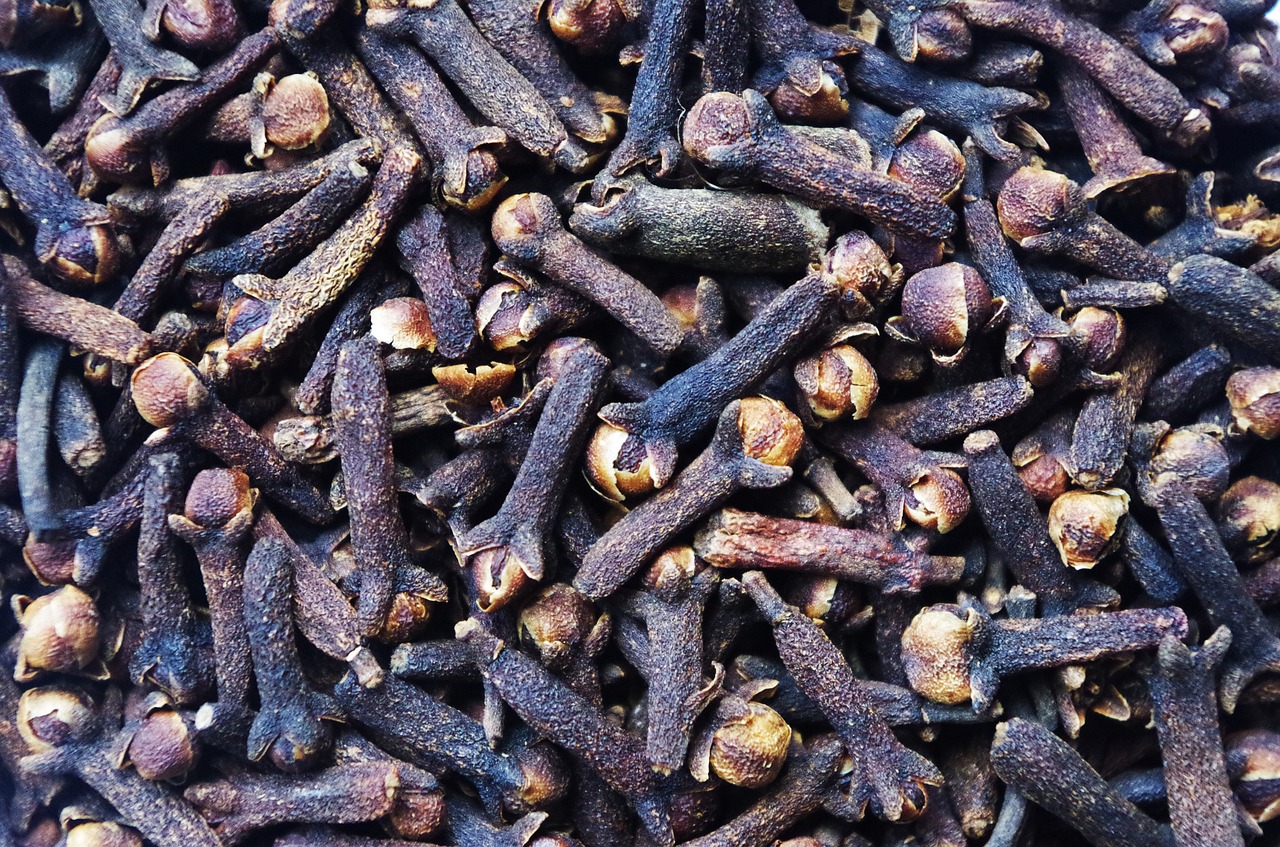 cloves pepper aromatic free photo
