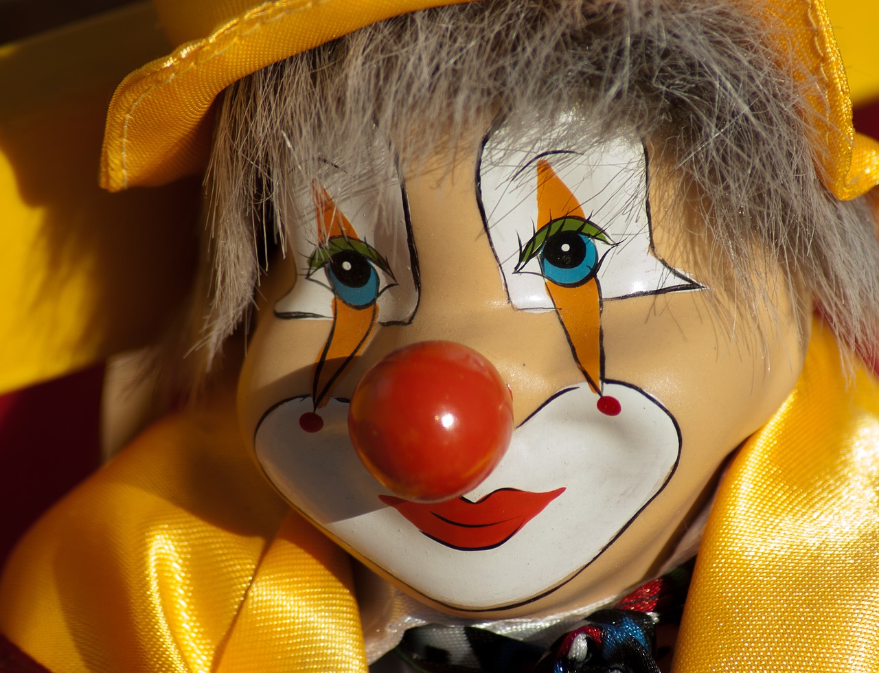 clown circus disguise free photo
