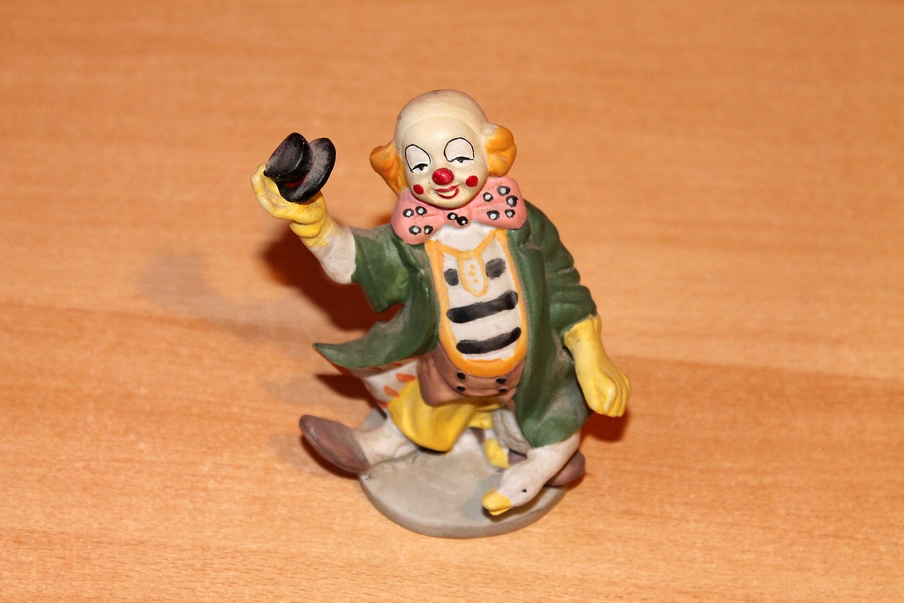 clown figure porcelain free photo