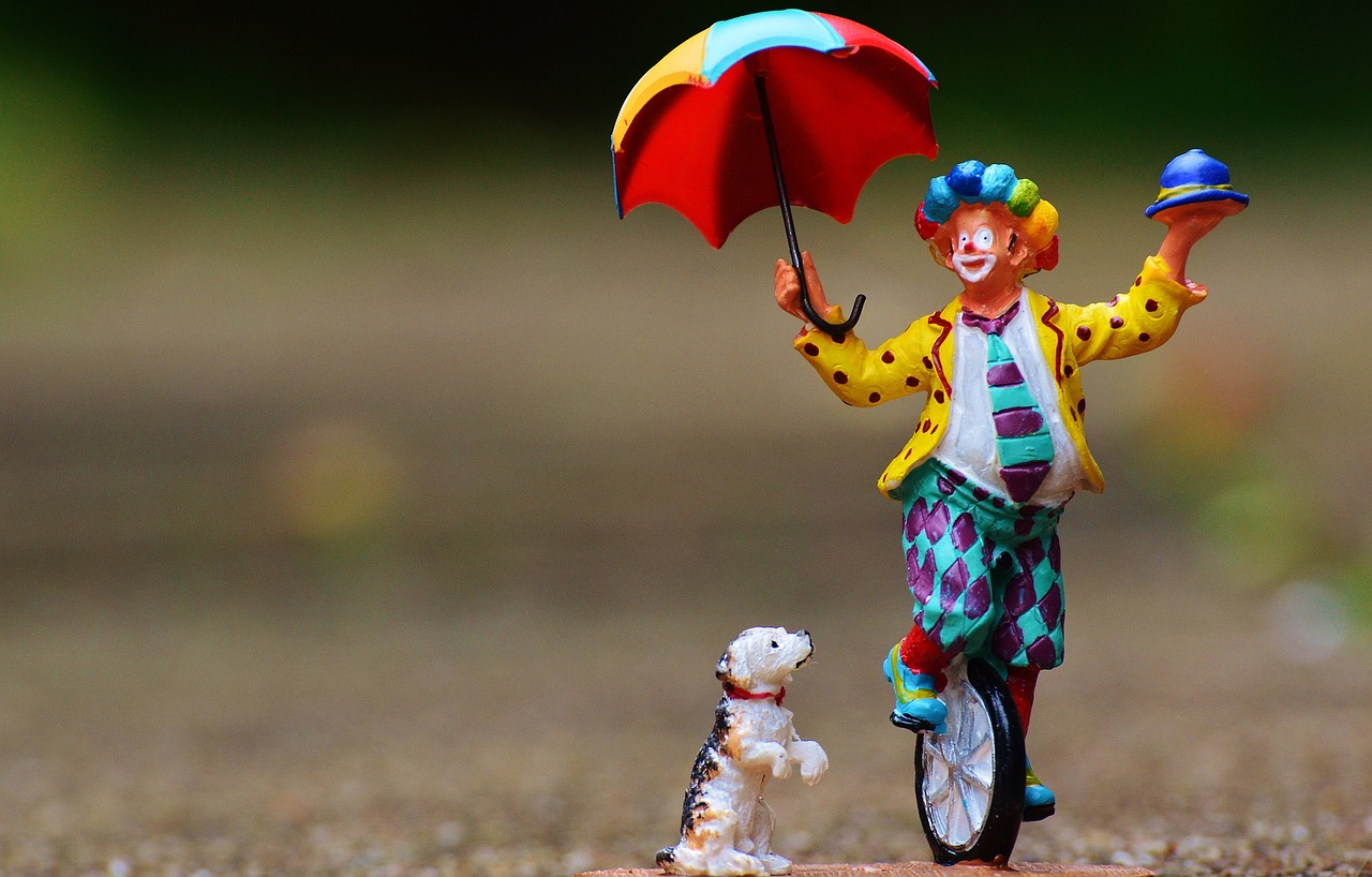 clown funny unicycle free photo