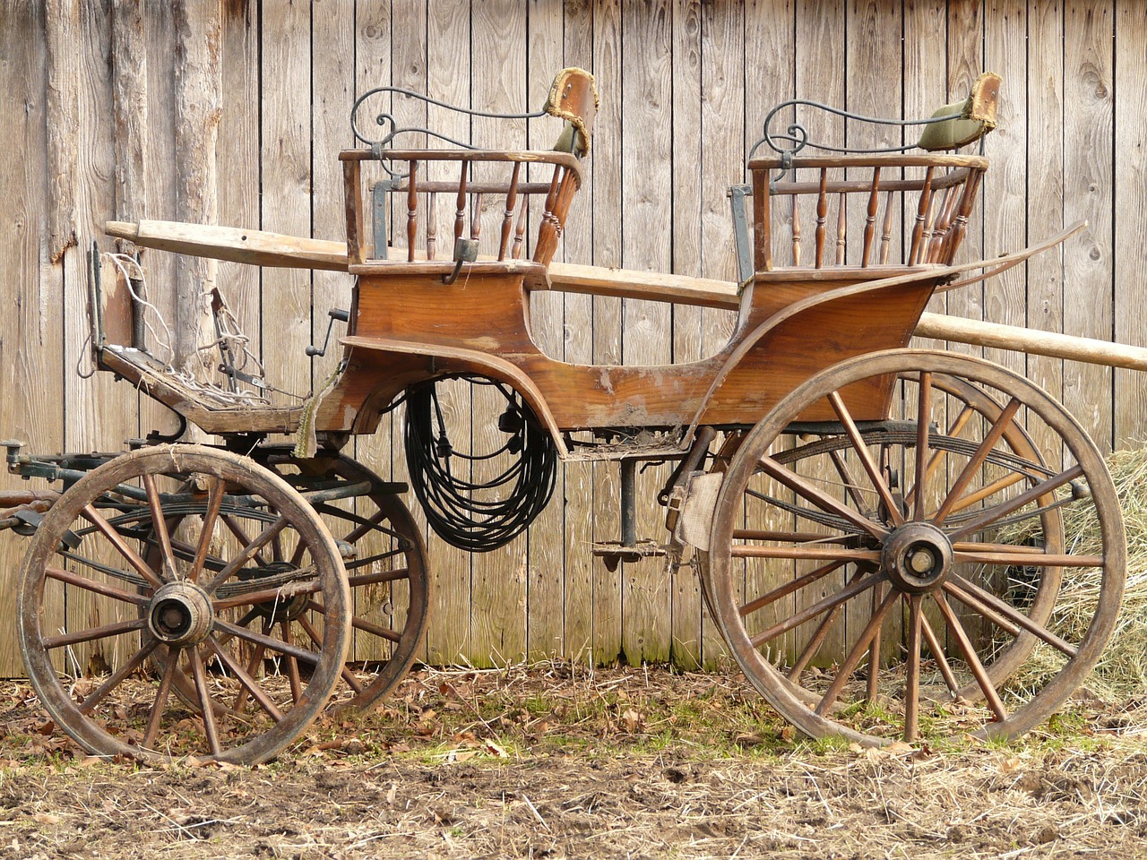 coach horse drawn carriage wagon free photo