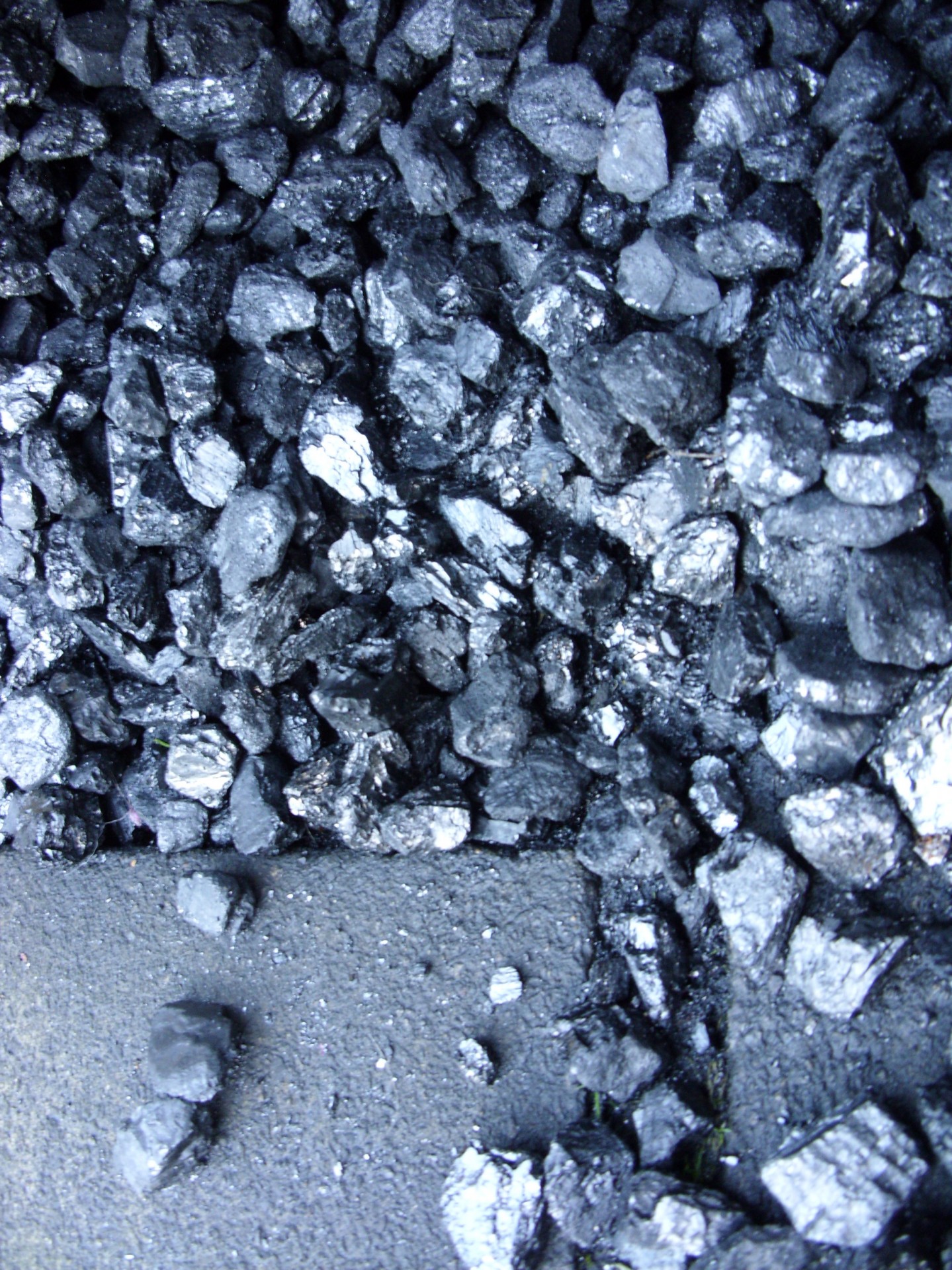 coal coal bunker fossil fuel free photo