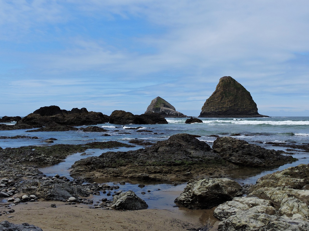 coast oregon coast ocean free photo