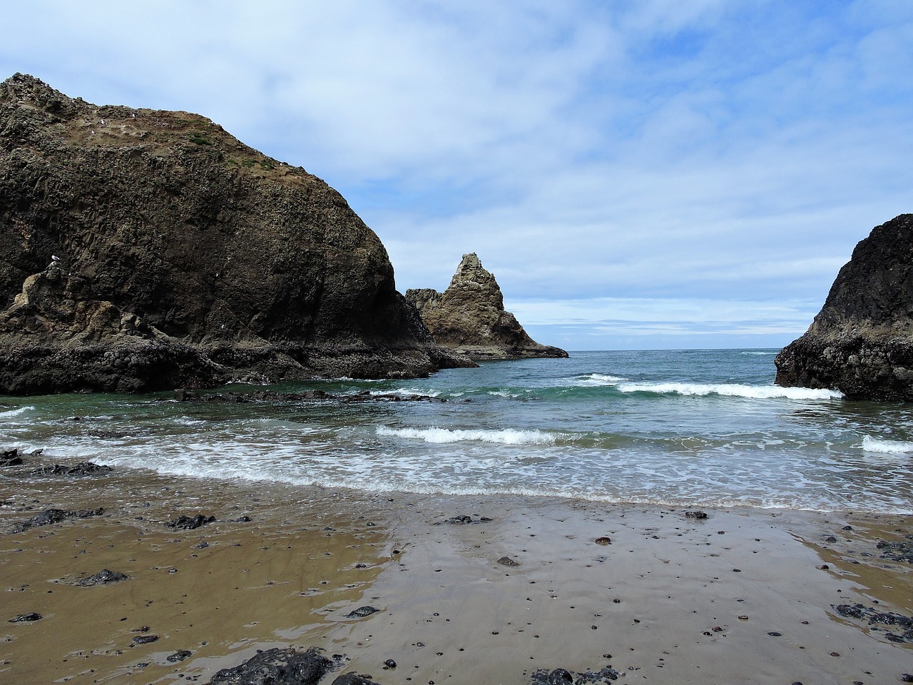 coast oregon coast ocean free photo