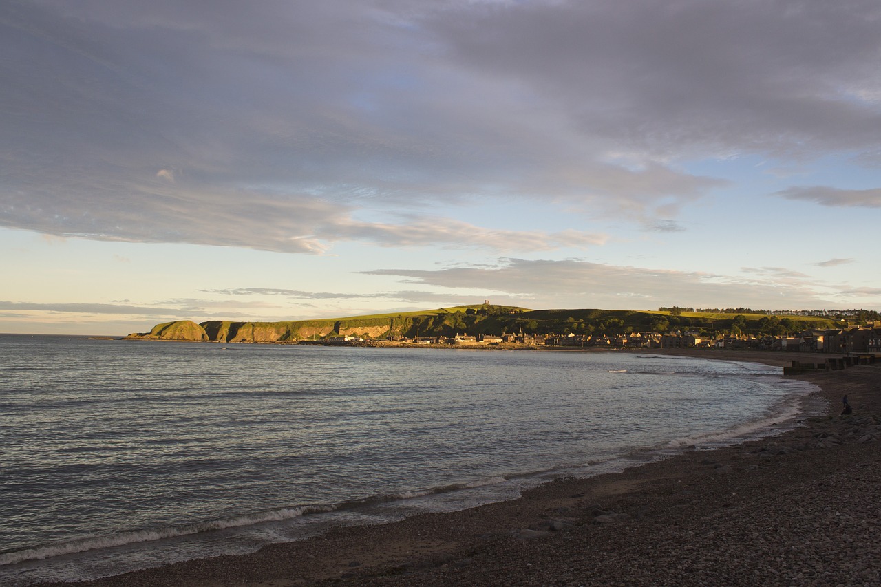 coast fishing village free photo