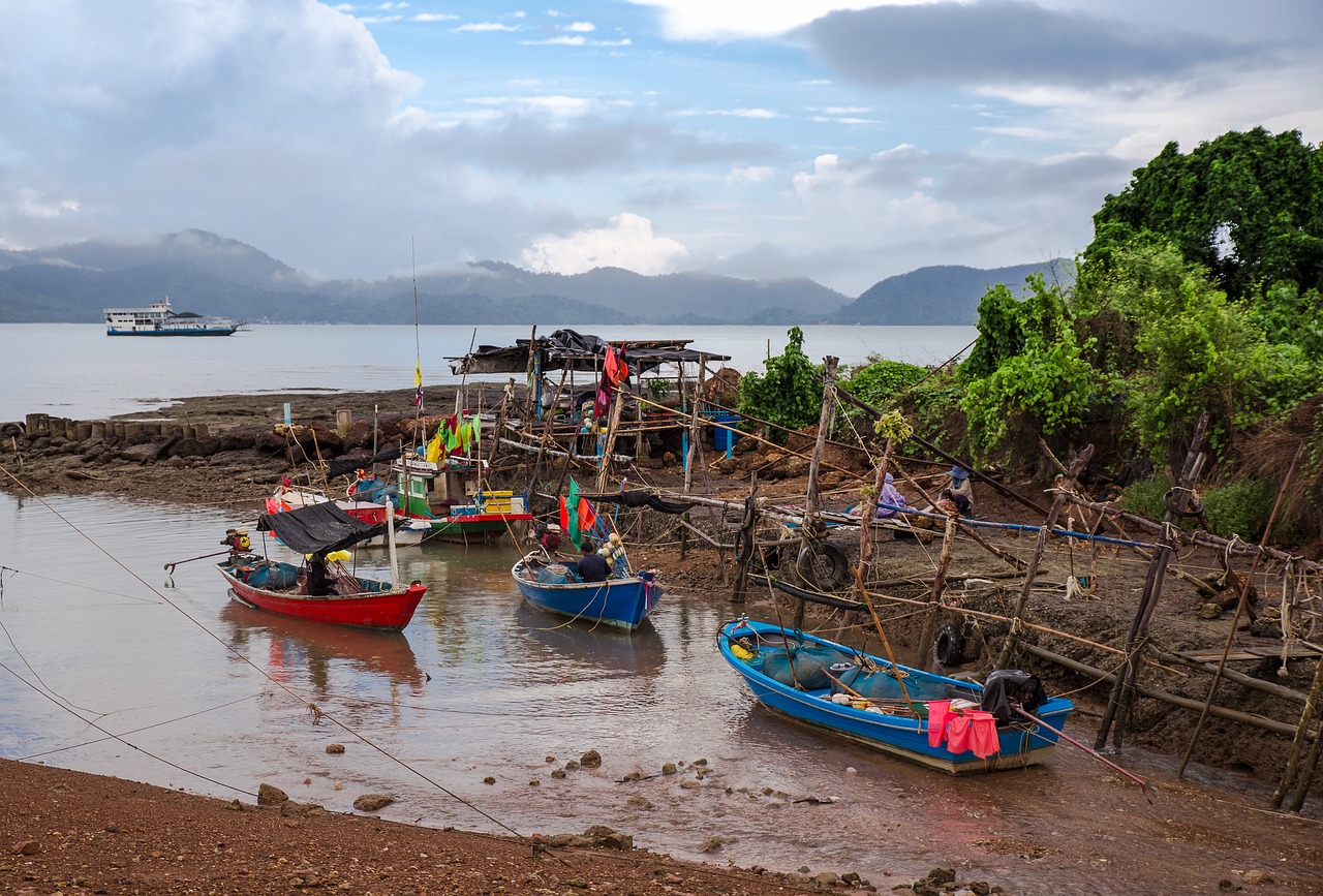 coast sea boat free photo