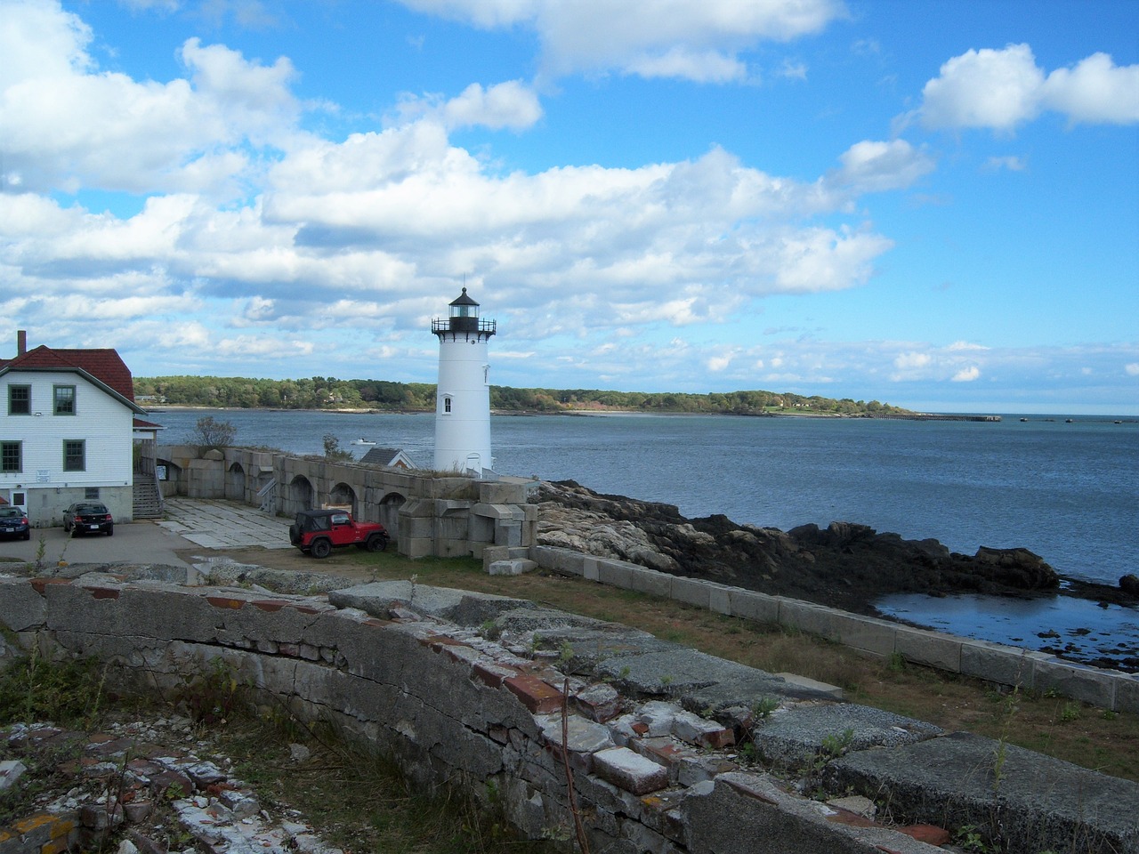 coast guard light house portsmouth free photo