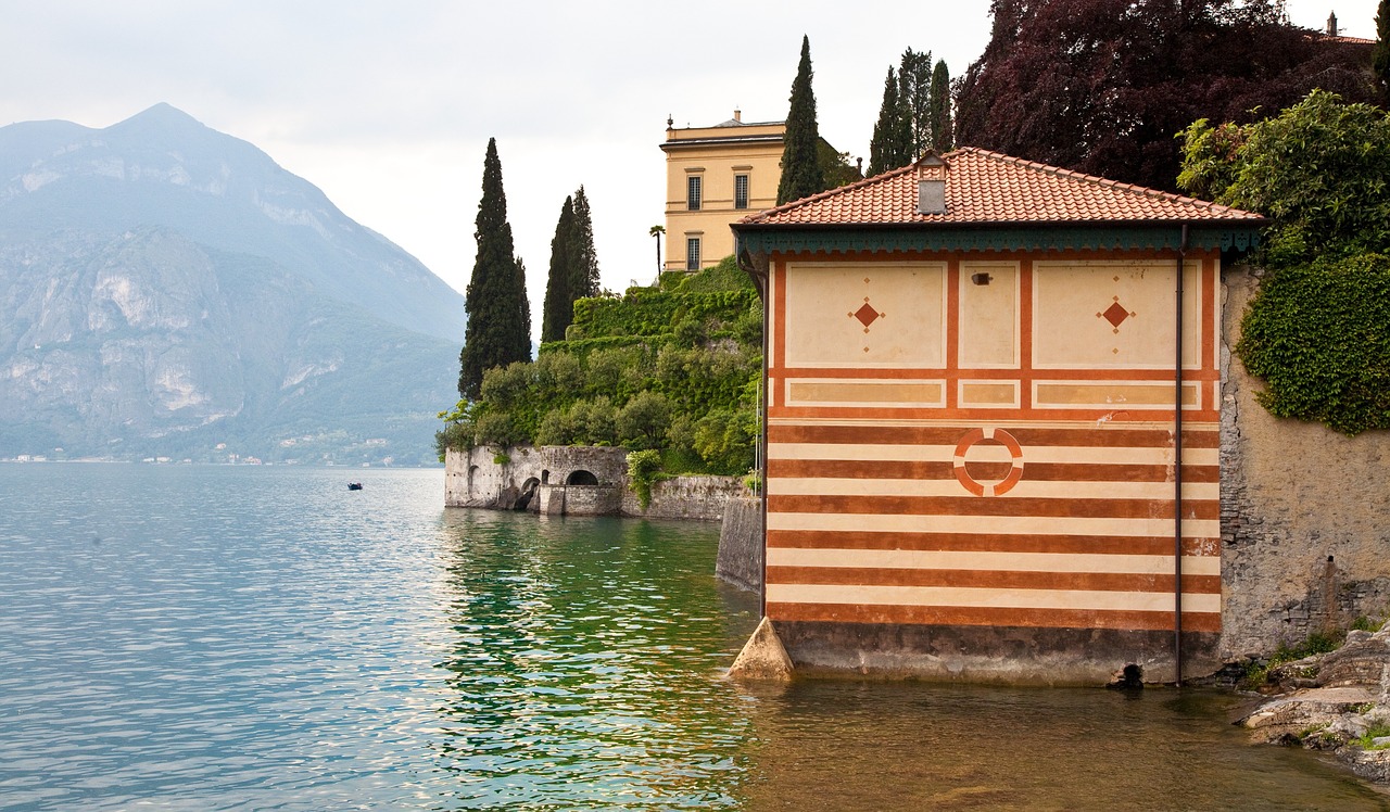 coastline lake italy free photo