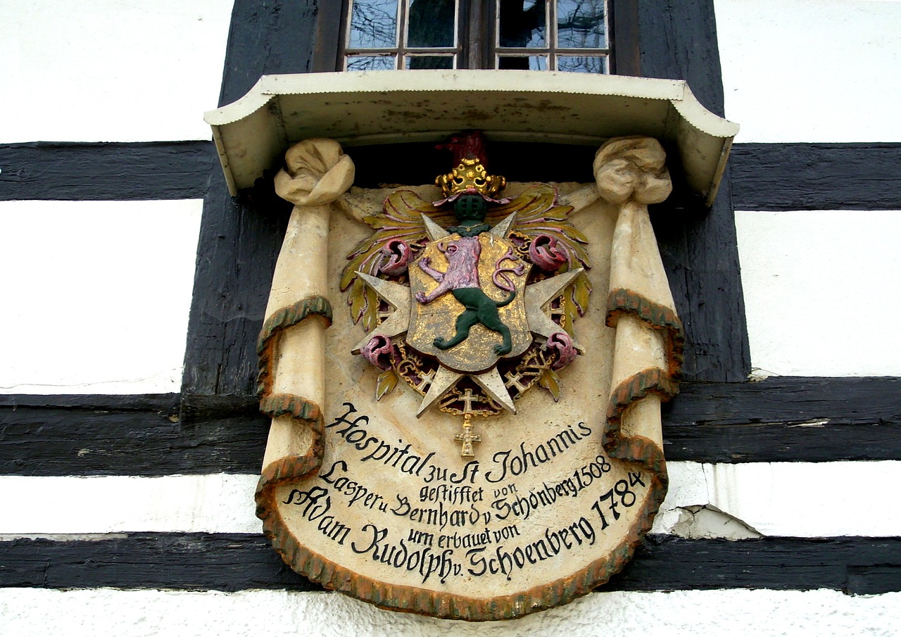 coat of arms home tradition free photo