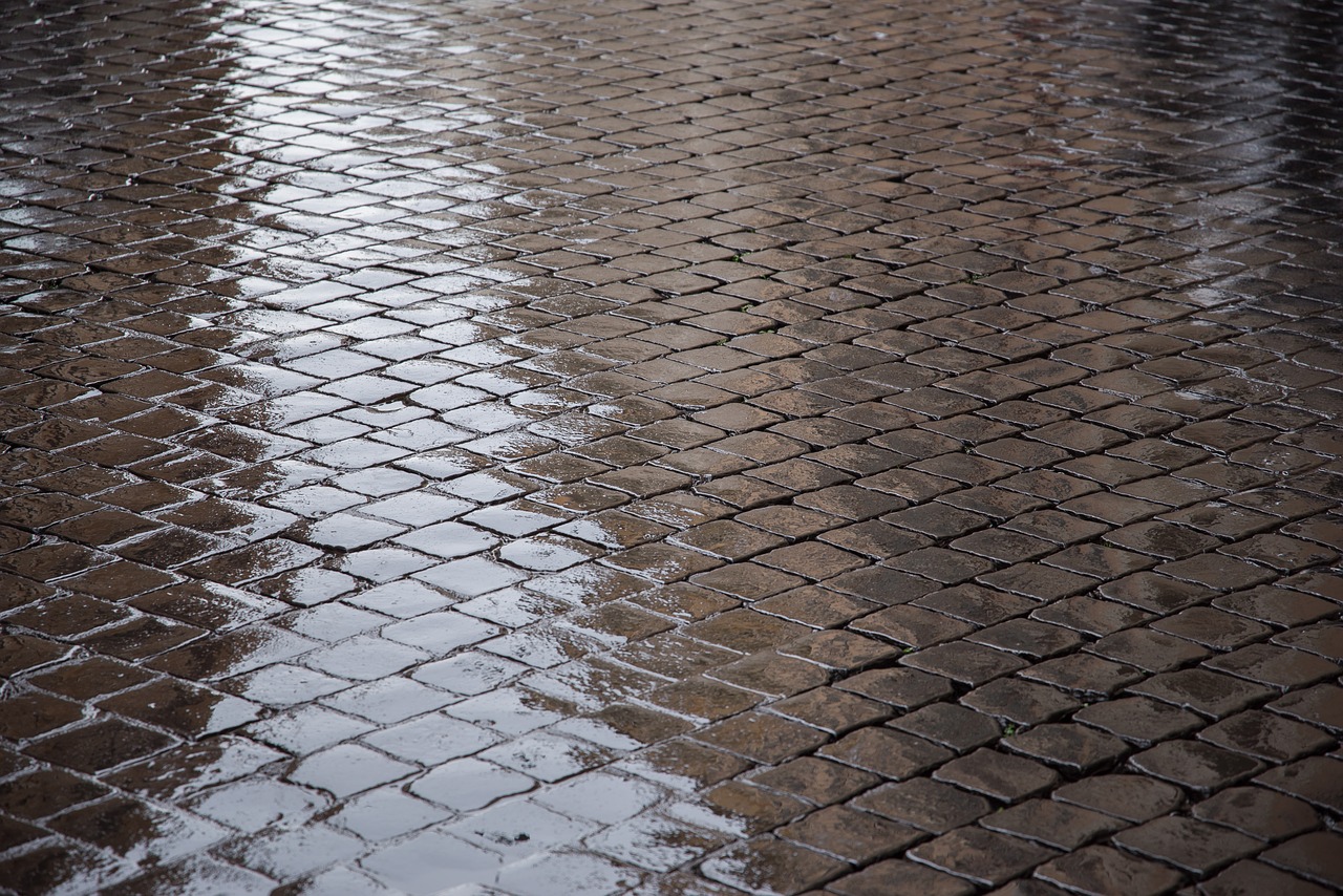 cobble  cobblestone  pavement free photo