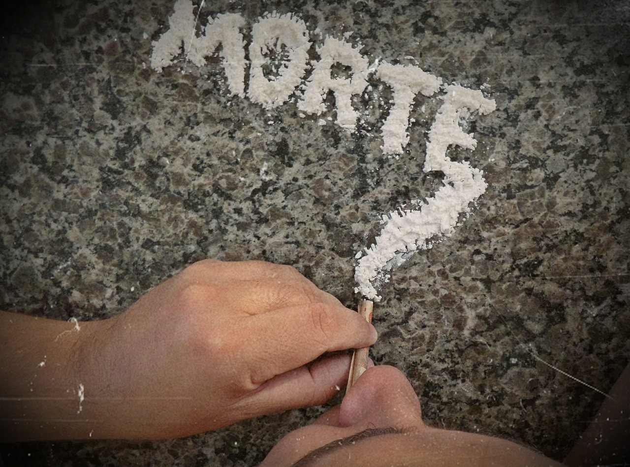 cocaine drugs death free photo