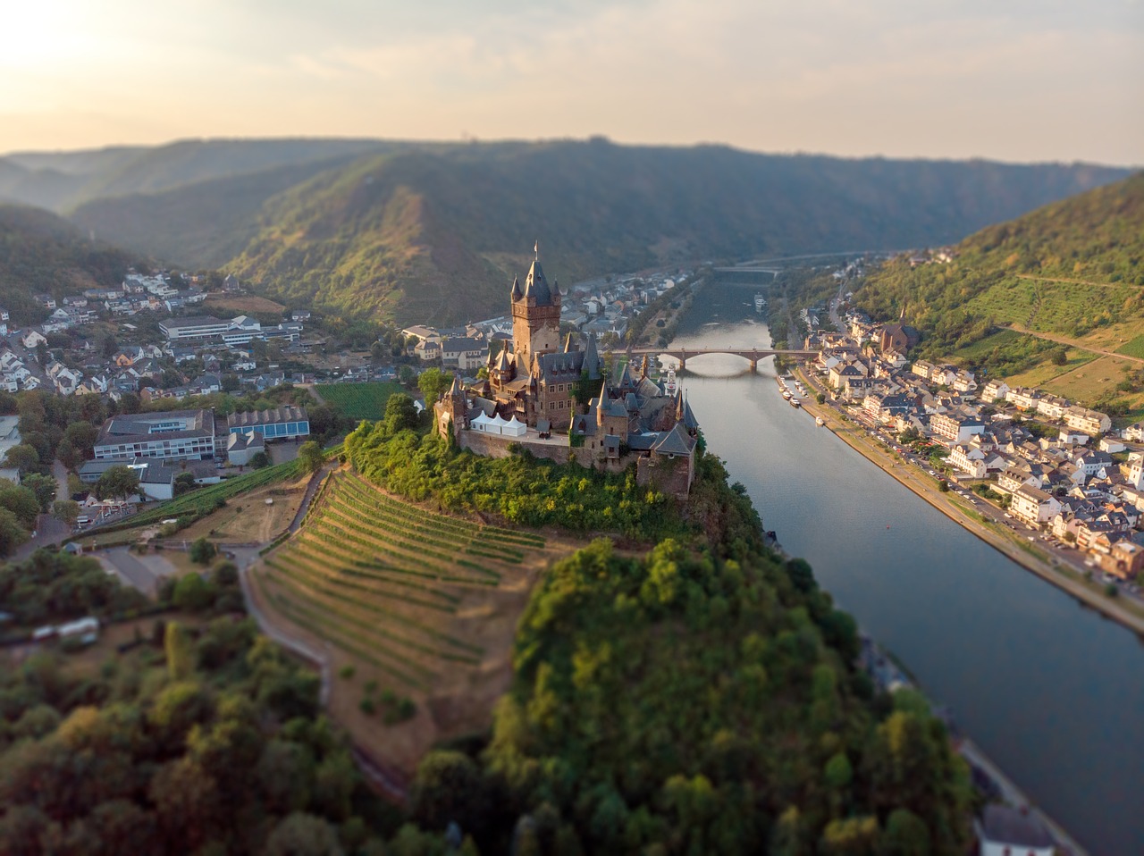 cochem  castle  imperial castle free photo