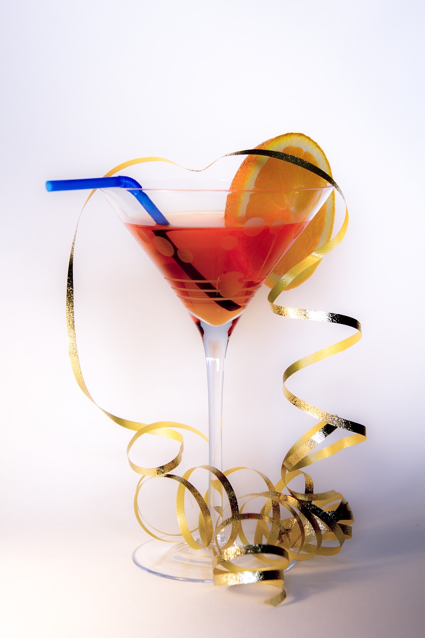 cocktail glass streamer free photo