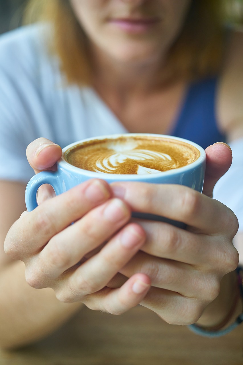 coffee cup hands free photo