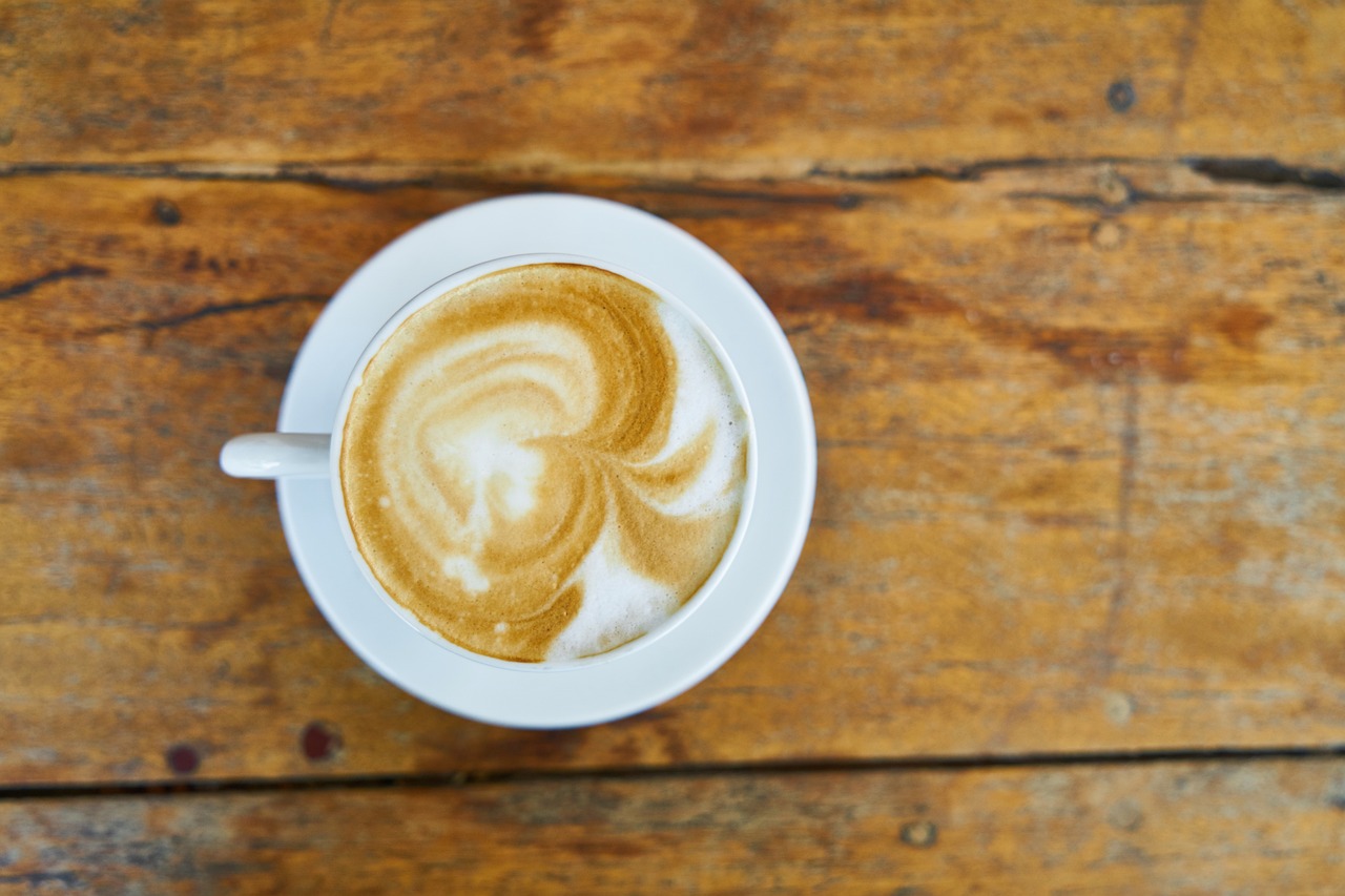 coffee latte close-up free photo