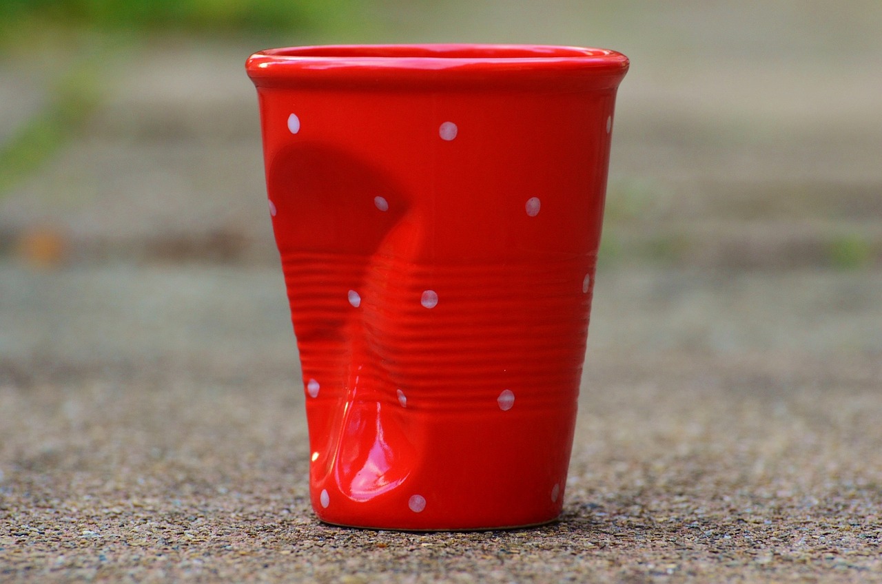 coffee mugs crumpled ceramic free photo