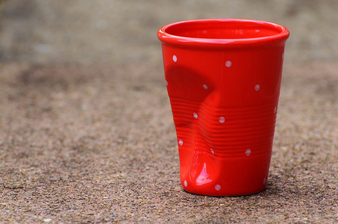 coffee mugs crumpled ceramic free photo