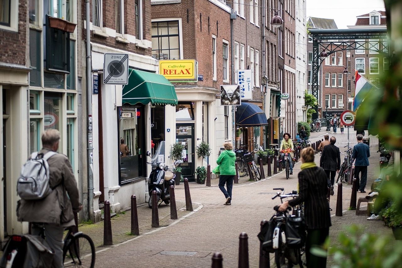 coffee shop  amsterdam  dispensary free photo