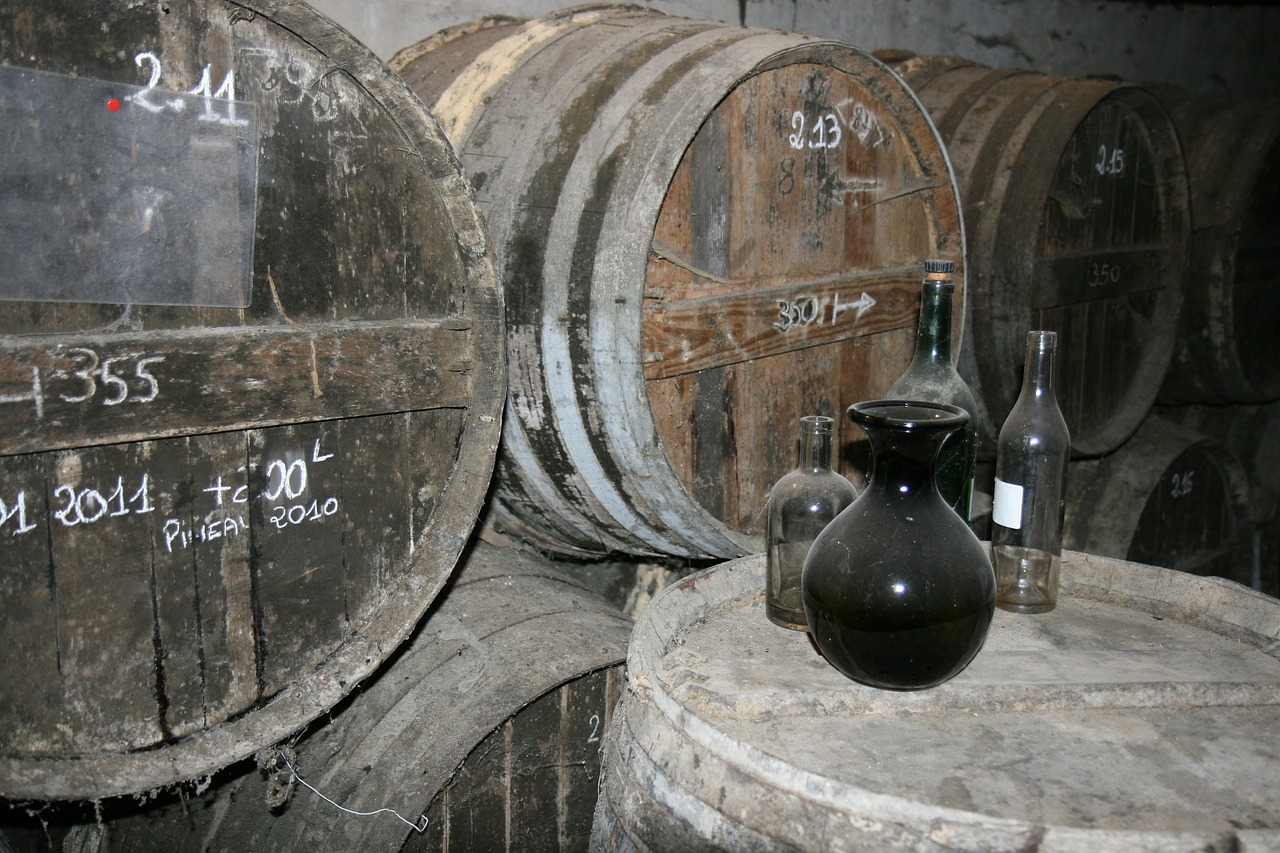 cognac barrel alcohol free photo
