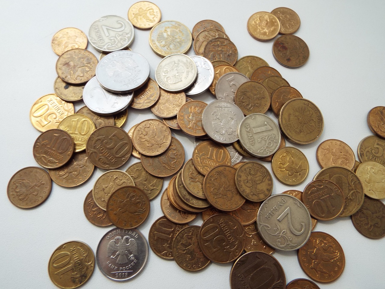 coins handful ruble free photo
