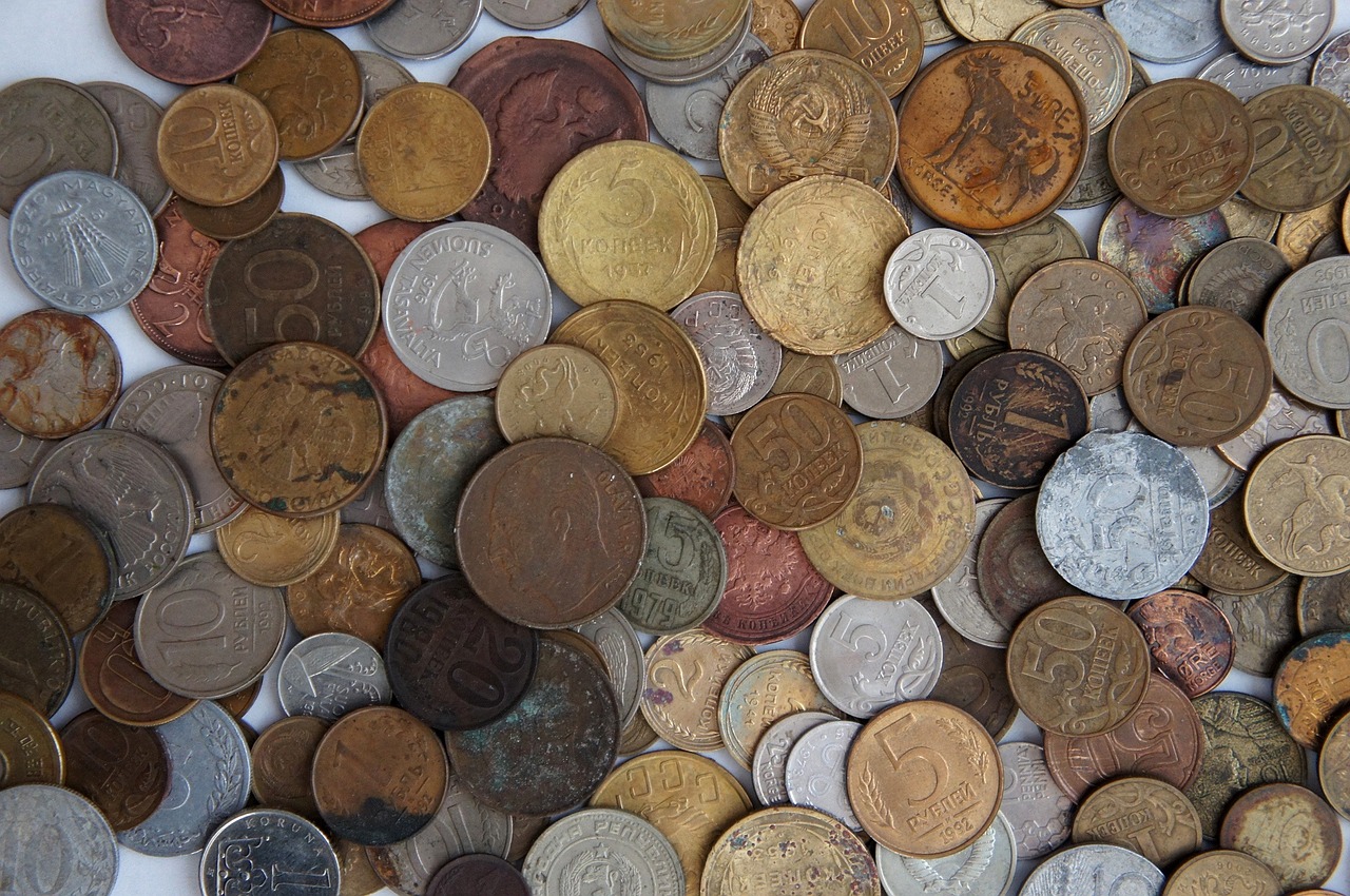 coins handful russia free photo