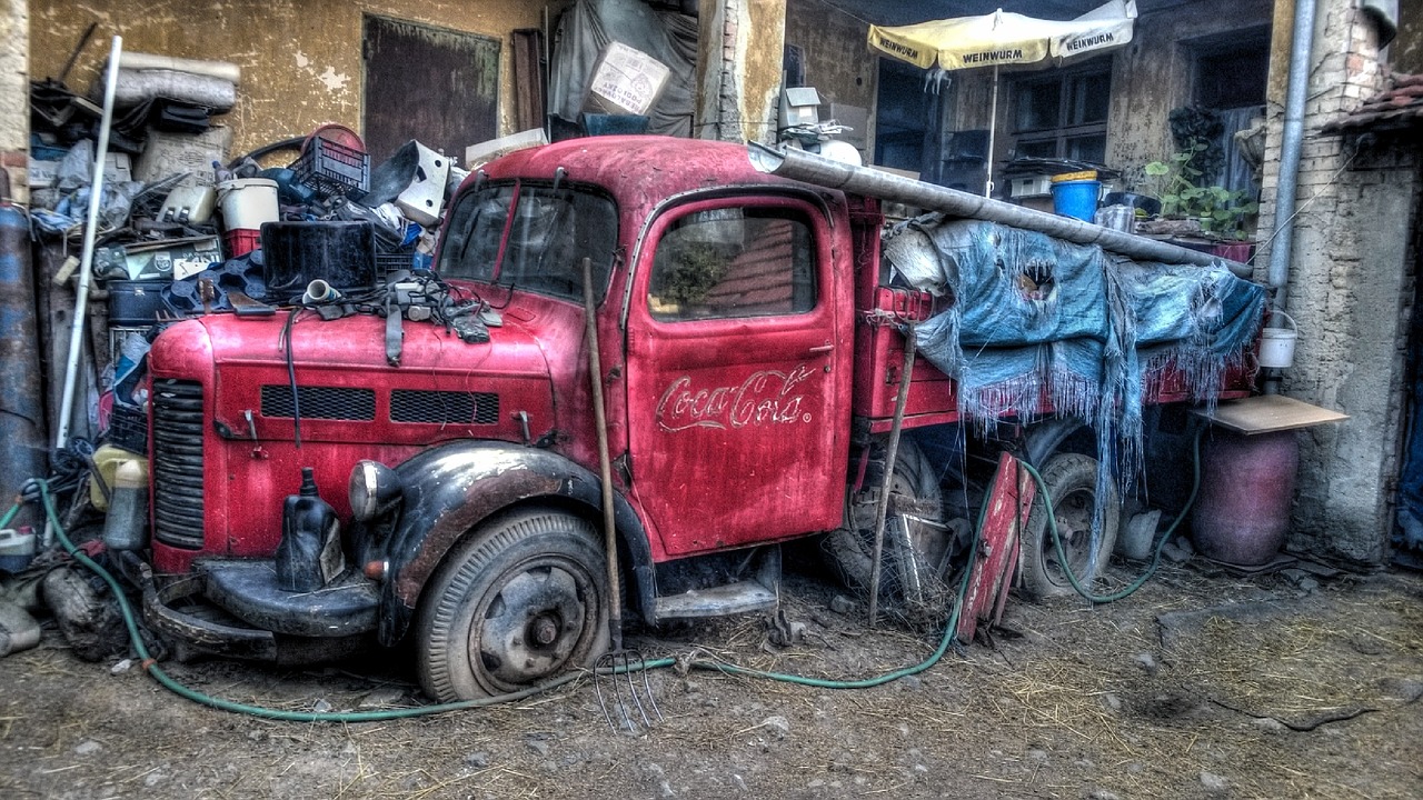 coke lorry aero free photo