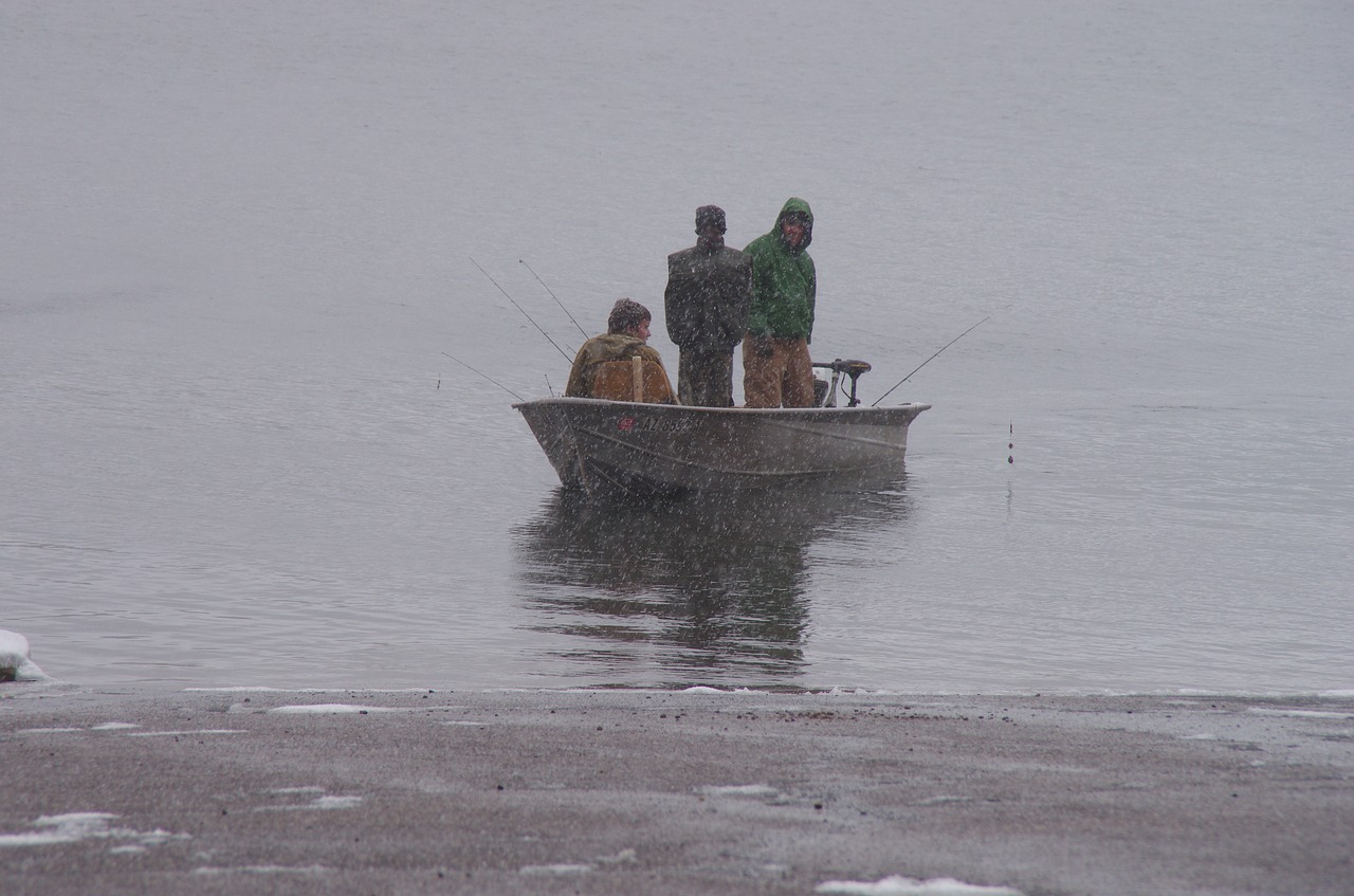 cold  boat  lake free photo