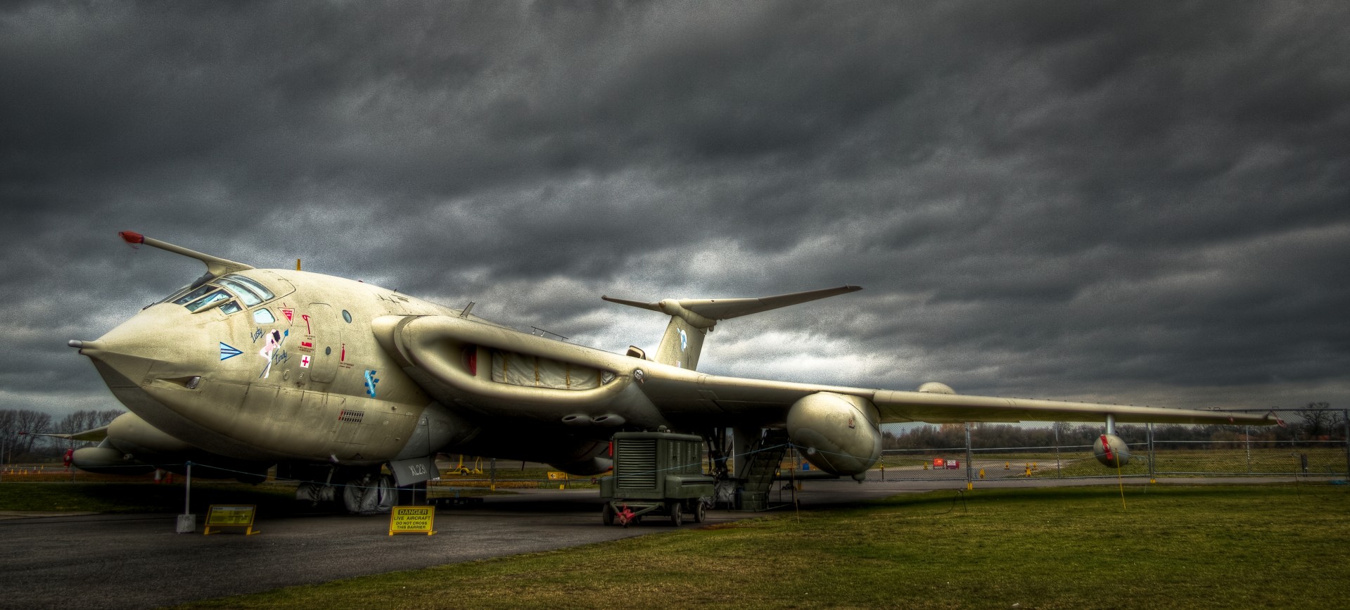 aircraft victor bomber elvington free photo