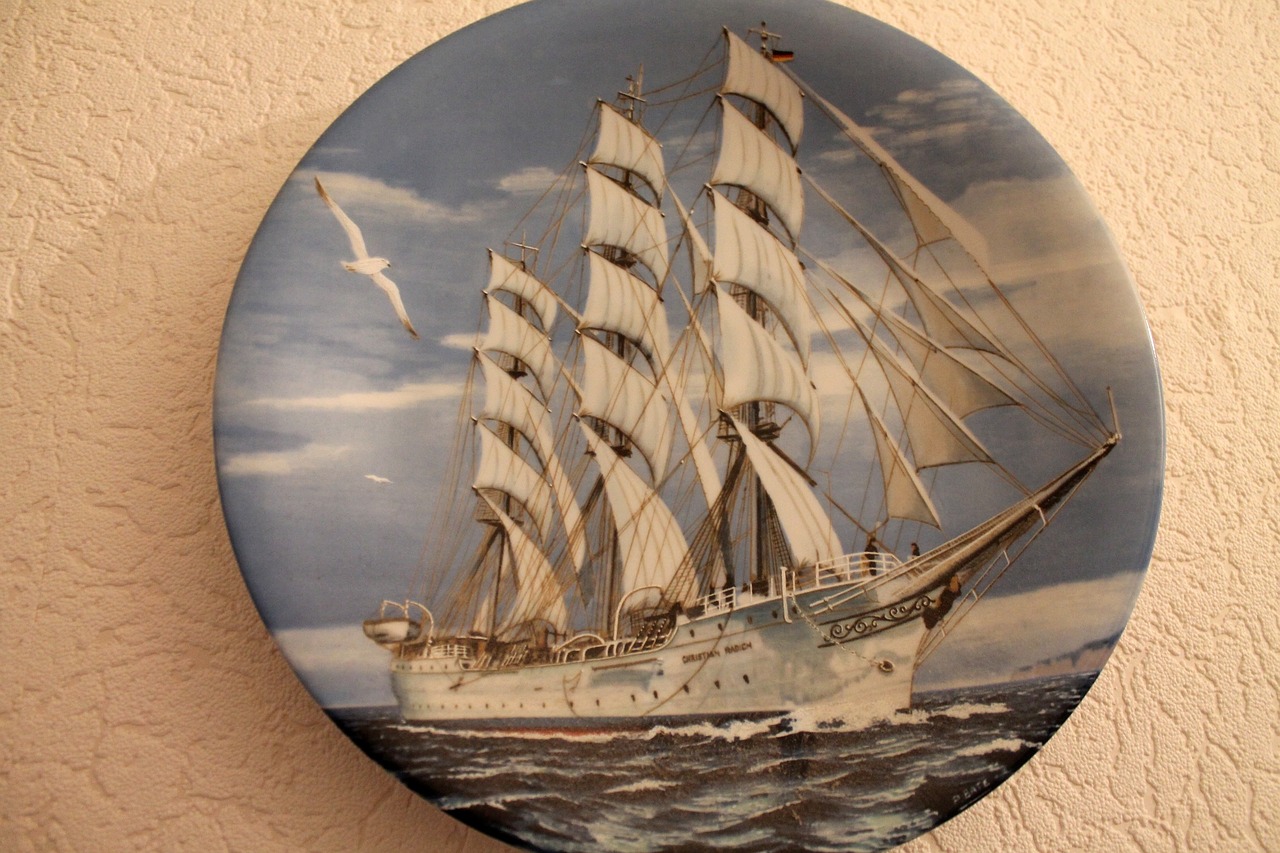 collection plate ship porcelain free photo