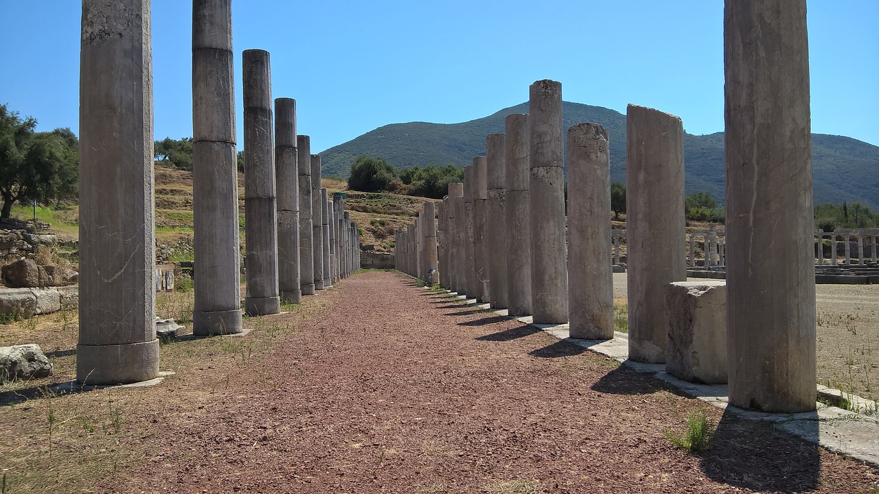 collumns greece temple free photo