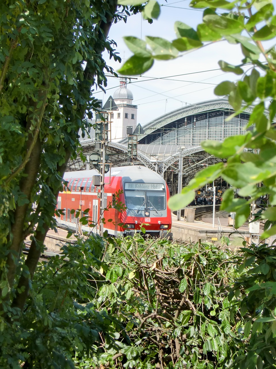 cologne train central station free photo