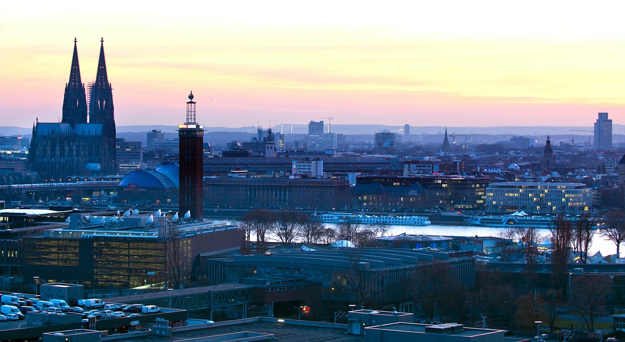 cologne skyline dom free photo