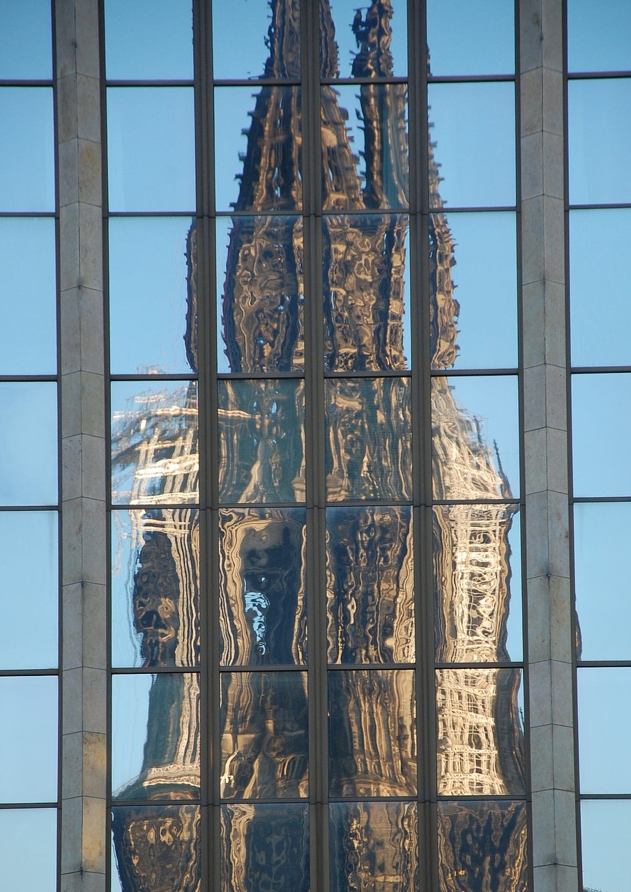 cologne cologne cathedral mirroring free photo