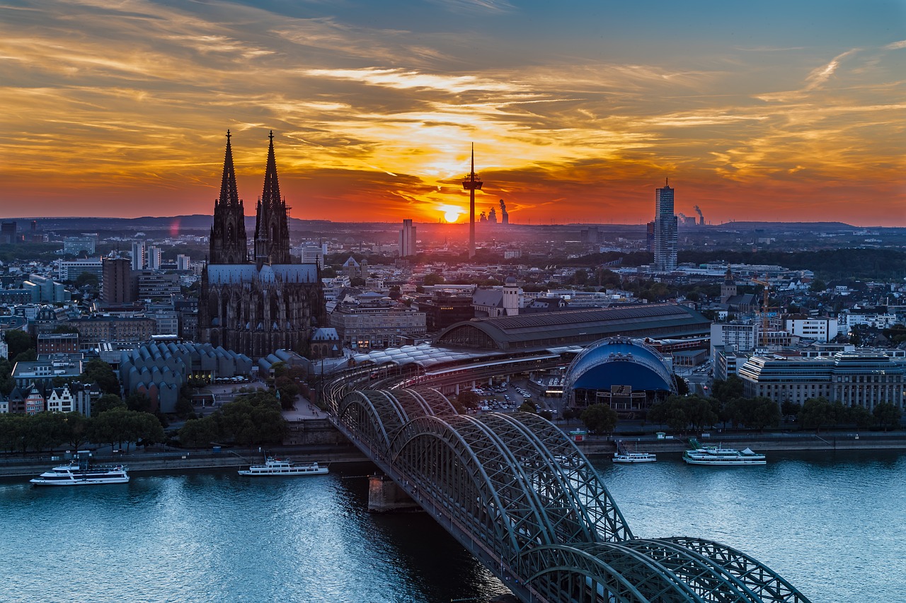 cologne cologne cathedral sunset free photo