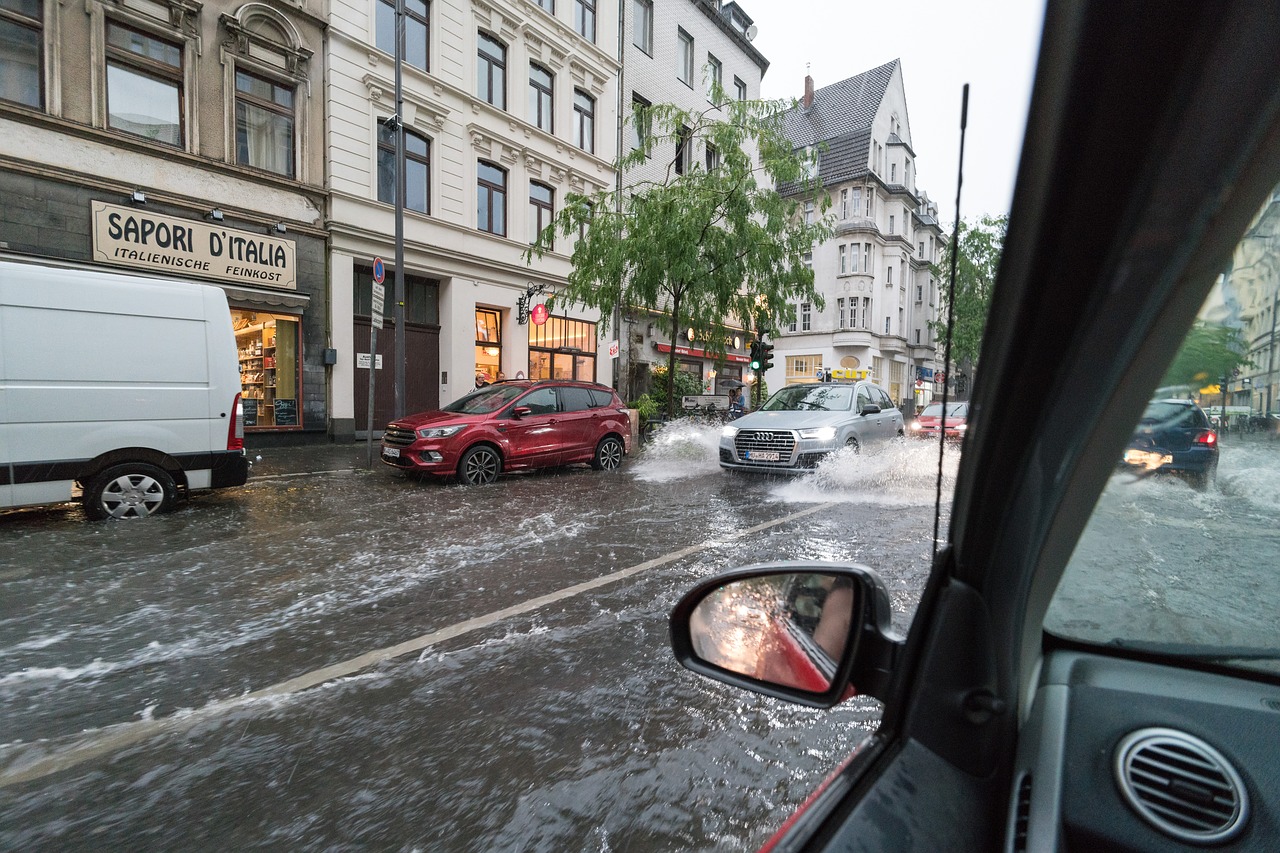 cologne high water rain free photo