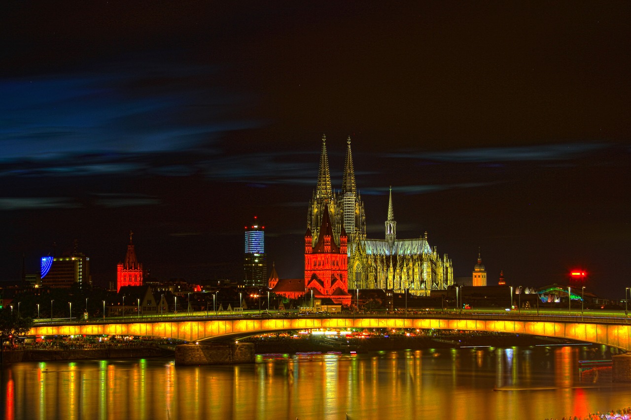 cologne  dom  night photograph free photo